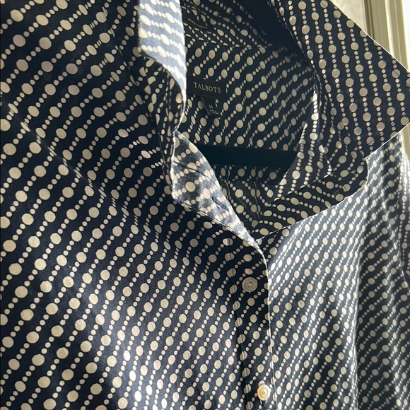 Women’s Blue and White Patterned Shirt Sz 14 M - L Wrinkle Resistant - Picture 3 of 4